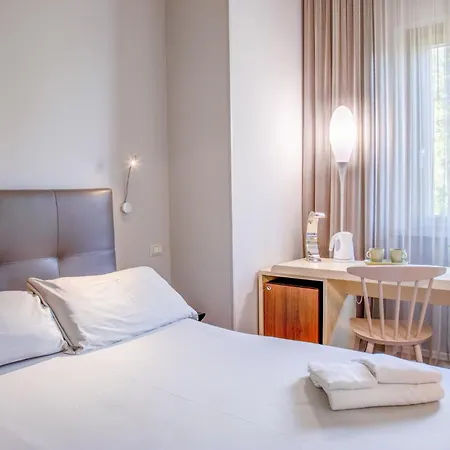 מלון De La Depandance Di Augustus 3*