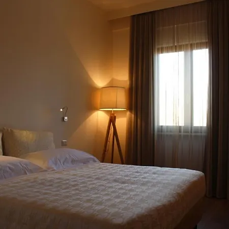 De La Depandance Di Augustus 3*