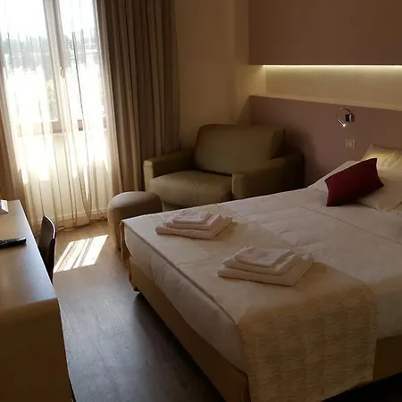 מלון De La Depandance Di Augustus