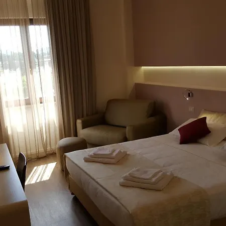 מלון De La Depandance Di Augustus פאנו