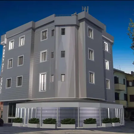 De La Depandance Di Augustus 3*