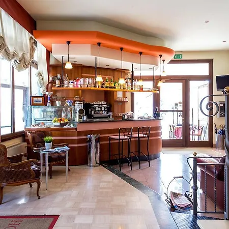 De La Depandance Di Augustus Szálloda 3*