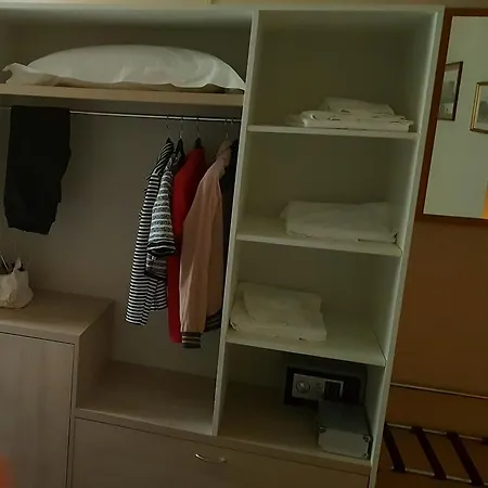 De La Depandance Di Augustus Szálloda Fano